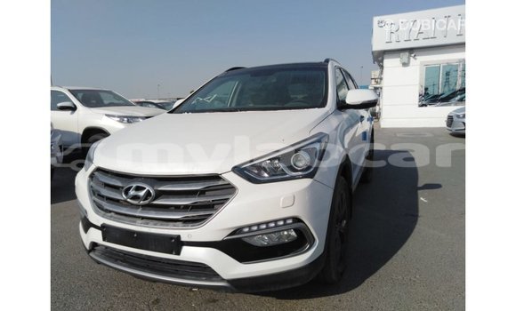 Buy Import Hyundai Santa Fe White Car in Import - Dubai in Attapeu Province Buy Import Hyundai Santa Fe White Car in Import - Dubai in Attapeu Province