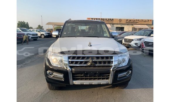 Buy Import Mitsubishi Pajero Black Car in Import - Dubai in Attapeu Province Buy Import Mitsubishi Pajero Black Car in Import - Dubai in Attapeu Province