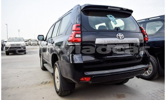 Acheter Import Voiture Toyota Prado Noir à Import - Dubai, Attapeu Province Acheter Import Voiture Toyota Prado Noir à Import - Dubai, Attapeu Province