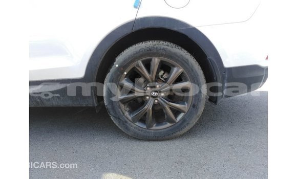Buy Import Hyundai Santa Fe White Car in Import - Dubai in Attapeu Province Buy Import Hyundai Santa Fe White Car in Import - Dubai in Attapeu Province