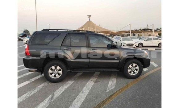 Buy Import Toyota HiAce Black Truck in Import - Dubai in Attapeu Province Buy Import Toyota HiAce Black Truck in Import - Dubai in Attapeu Province