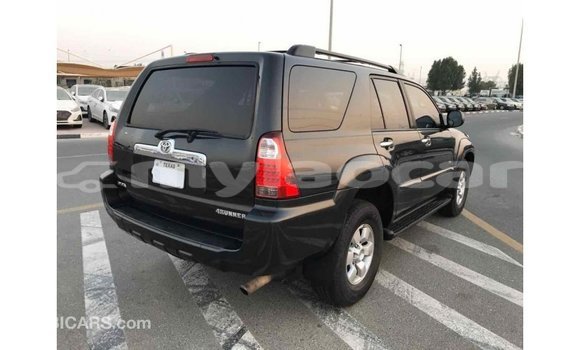 Buy Import Toyota HiAce Black Truck in Import - Dubai in Attapeu Province Buy Import Toyota HiAce Black Truck in Import - Dubai in Attapeu Province