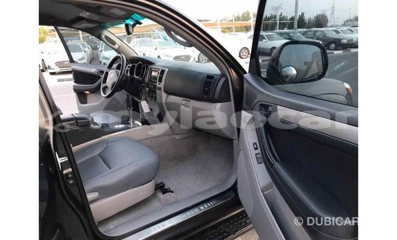 Buy Import Toyota HiAce Black Truck in Import - Dubai in Attapeu Province Buy Import Toyota HiAce Black Truck in Import - Dubai in Attapeu Province