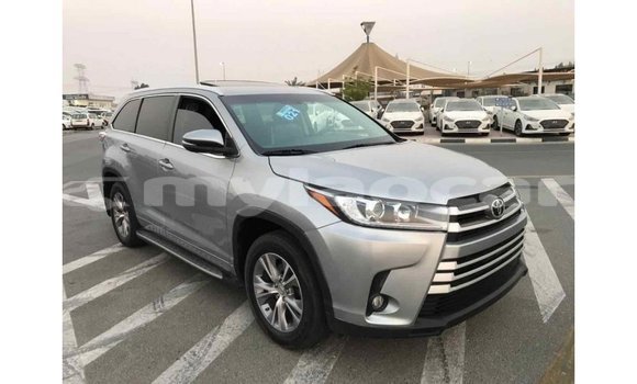 Acheter Import Voiture Toyota Highlander Autre à Import - Dubai, Attapeu Province Acheter Import Voiture Toyota Highlander Autre à Import - Dubai, Attapeu Province