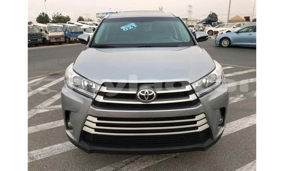 Acheter Import Voiture Toyota Highlander Autre à Import - Dubai, Attapeu Province Acheter Import Voiture Toyota Highlander Autre à Import - Dubai, Attapeu Province