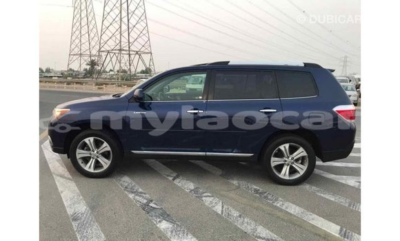 Buy Import Toyota Highlander Blue Car in Import - Dubai in Attapeu Province Buy Import Toyota Highlander Blue Car in Import - Dubai in Attapeu Province