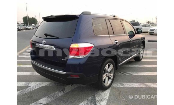 Buy Import Toyota Highlander Blue Car in Import - Dubai in Attapeu Province Buy Import Toyota Highlander Blue Car in Import - Dubai in Attapeu Province