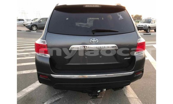 Buy Import Toyota Highlander Other Car in Import - Dubai in Attapeu Province Buy Import Toyota Highlander Other Car in Import - Dubai in Attapeu Province