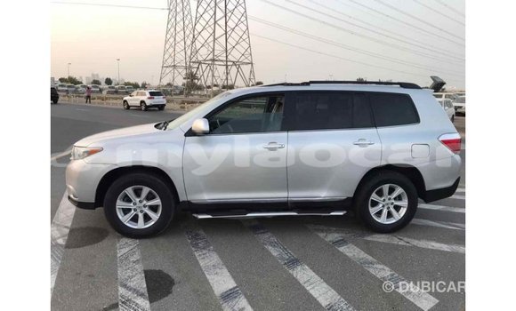 Buy Import Toyota Highlander Other Car in Import - Dubai in Attapeu Province Buy Import Toyota Highlander Other Car in Import - Dubai in Attapeu Province