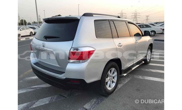 Buy Import Toyota Highlander Other Car in Import - Dubai in Attapeu Province Buy Import Toyota Highlander Other Car in Import - Dubai in Attapeu Province