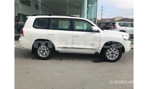 Buy Import Toyota Land Cruiser White Car in Import - Dubai in Attapeu Province Buy Import Toyota Land Cruiser White Car in Import - Dubai in Attapeu Province