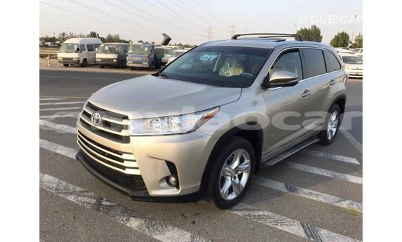 Buy Import Toyota Highlander Beige Car in Import - Dubai in Attapeu Province Buy Import Toyota Highlander Beige Car in Import - Dubai in Attapeu Province