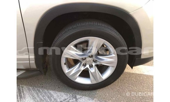 Buy Import Toyota Highlander Beige Car in Import - Dubai in Attapeu Province Buy Import Toyota Highlander Beige Car in Import - Dubai in Attapeu Province