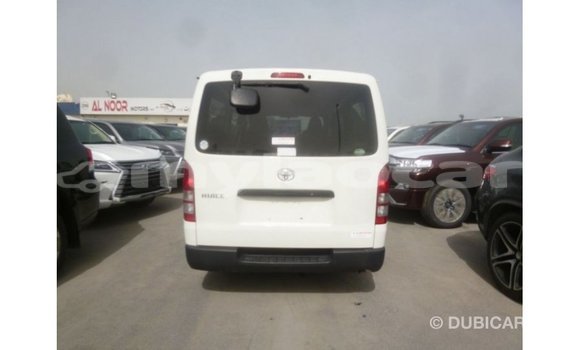 ຊື້ ການ ນຳ ເຂົ້າ Toyota Hiace White ລົດ ໃນ Import - Dubai ໃນ Attapeu Province ຊື້ ການ ນຳ ເຂົ້າ Toyota Hiace White ລົດ ໃນ Import - Dubai ໃນ Attapeu Province