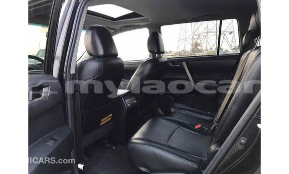 Buy Import Toyota Highlander Black Car in Import - Dubai in Attapeu Province Buy Import Toyota Highlander Black Car in Import - Dubai in Attapeu Province