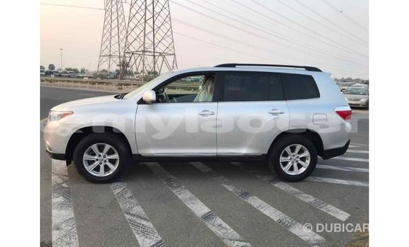 Buy Import Toyota Highlander Other Car in Import - Dubai in Attapeu Province Buy Import Toyota Highlander Other Car in Import - Dubai in Attapeu Province