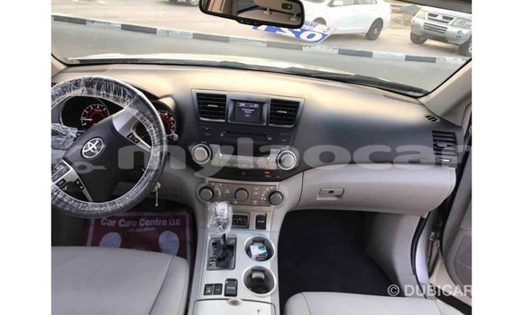Buy Import Toyota Highlander Other Car in Import - Dubai in Attapeu Province Buy Import Toyota Highlander Other Car in Import - Dubai in Attapeu Province