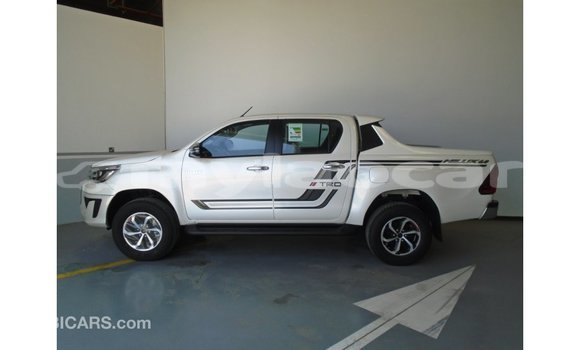 Buy Import Toyota Hilux White Car in Import - Dubai in Attapeu Province Buy Import Toyota Hilux White Car in Import - Dubai in Attapeu Province
