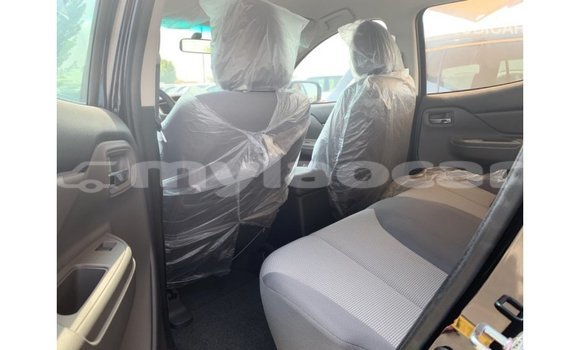 Buy Import Mitsubishi L200 Black Car in Import - Dubai in Attapeu Province Buy Import Mitsubishi L200 Black Car in Import - Dubai in Attapeu Province