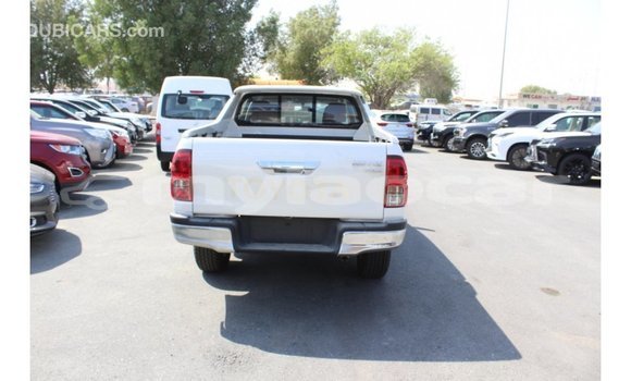 Buy Import Toyota Hilux White Car in Import - Dubai in Attapeu Province Buy Import Toyota Hilux White Car in Import - Dubai in Attapeu Province