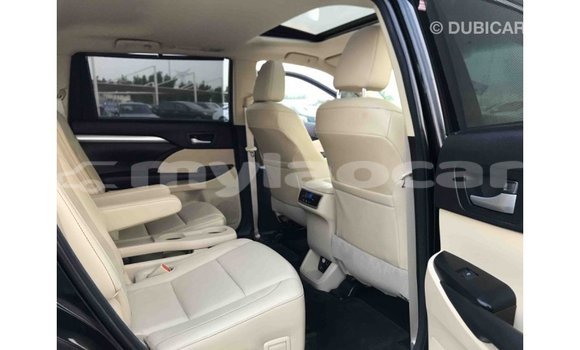 Buy Import Toyota Highlander Black Car in Import - Dubai in Attapeu Province Buy Import Toyota Highlander Black Car in Import - Dubai in Attapeu Province