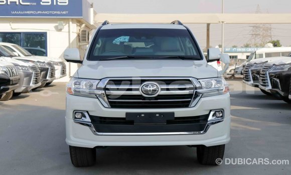 Buy Import Toyota Land Cruiser White Car in Import - Dubai in Attapeu Province Buy Import Toyota Land Cruiser White Car in Import - Dubai in Attapeu Province