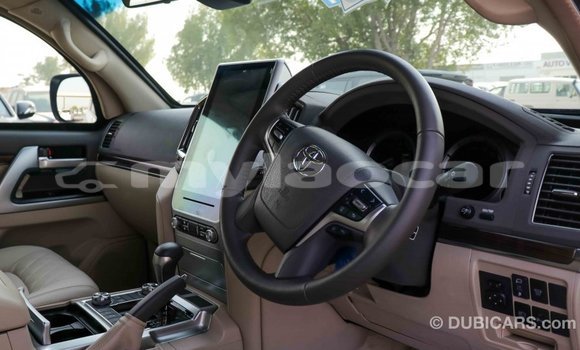 Buy Import Toyota Land Cruiser White Car in Import - Dubai in Attapeu Province Buy Import Toyota Land Cruiser White Car in Import - Dubai in Attapeu Province