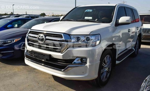 Buy Import Toyota Land Cruiser White Car in Import - Dubai in Attapeu Province Buy Import Toyota Land Cruiser White Car in Import - Dubai in Attapeu Province