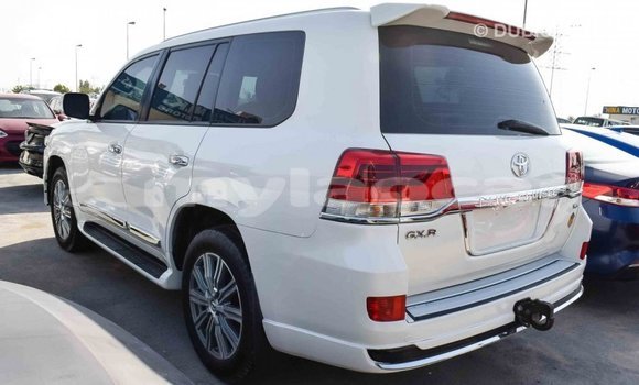 Buy Import Toyota Land Cruiser White Car in Import - Dubai in Attapeu Province Buy Import Toyota Land Cruiser White Car in Import - Dubai in Attapeu Province