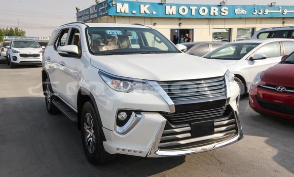 Buy Import Toyota Fortuner White Car in Import - Dubai in Attapeu Province Buy Import Toyota Fortuner White Car in Import - Dubai in Attapeu Province