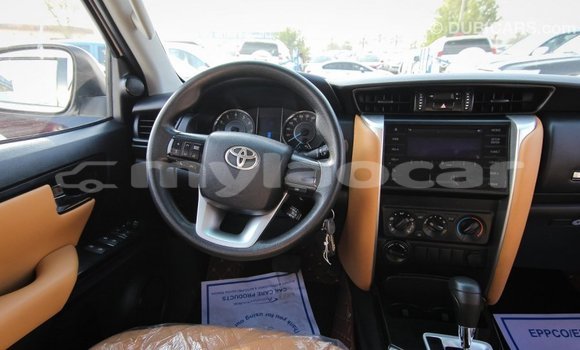 Buy Import Toyota Fortuner White Car in Import - Dubai in Attapeu Province Buy Import Toyota Fortuner White Car in Import - Dubai in Attapeu Province
