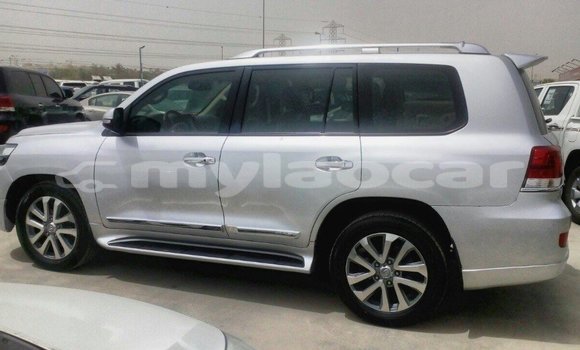 Buy Import Toyota Land Cruiser Other Car in Import - Dubai in Attapeu Province Buy Import Toyota Land Cruiser Other Car in Import - Dubai in Attapeu Province