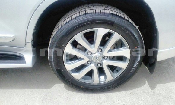 Buy Import Toyota Land Cruiser Other Car in Import - Dubai in Attapeu Province Buy Import Toyota Land Cruiser Other Car in Import - Dubai in Attapeu Province
