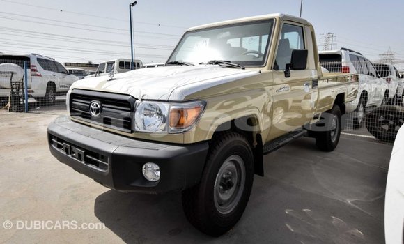 Buy Import Toyota Land Cruiser Beige Car in Import - Dubai in Attapeu Province Buy Import Toyota Land Cruiser Beige Car in Import - Dubai in Attapeu Province