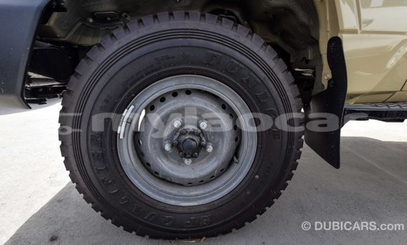 Buy Import Toyota Land Cruiser Beige Car in Import - Dubai in Attapeu Province Buy Import Toyota Land Cruiser Beige Car in Import - Dubai in Attapeu Province