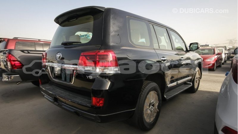 Big with watermark toyota land cruiser attapeu province import dubai 1580