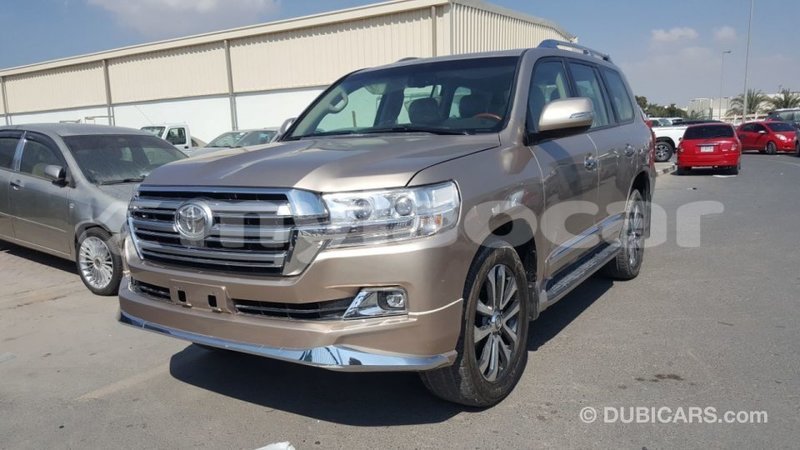 Big with watermark toyota land cruiser attapeu province import dubai 1581