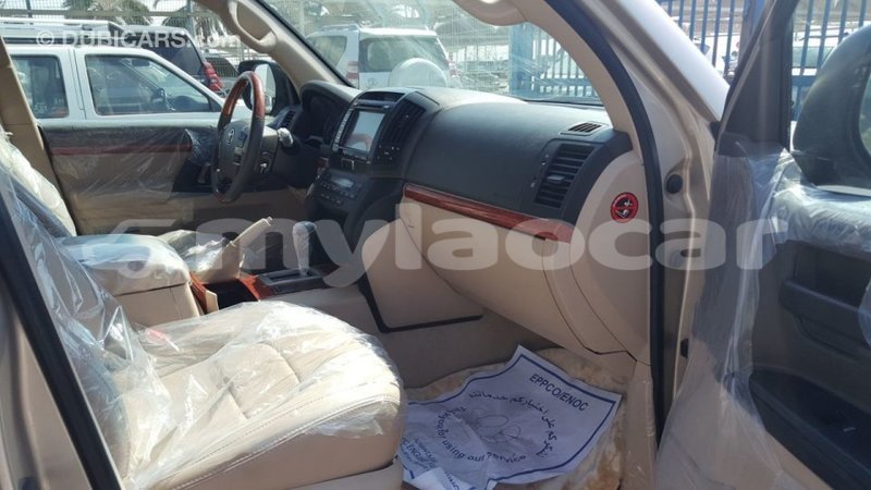 Big with watermark toyota land cruiser attapeu province import dubai 1581