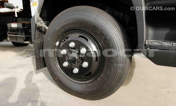 Acheter Import Voiture Hyundai Accent Blanc à Import - Dubai, Attapeu Province Acheter Import Voiture Hyundai Accent Blanc à Import - Dubai, Attapeu Province