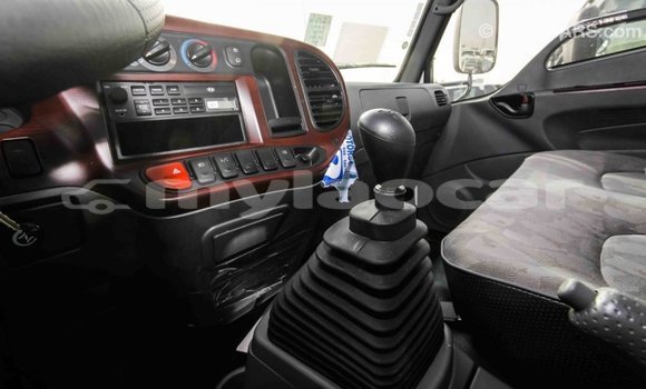 Buy Import Hyundai Accent White Car in Import - Dubai in Attapeu Province Buy Import Hyundai Accent White Car in Import - Dubai in Attapeu Province