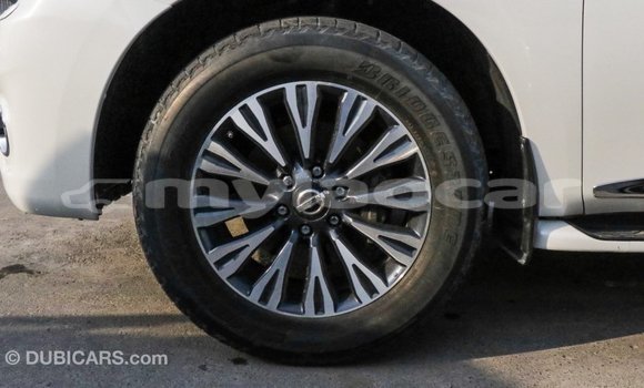 Acheter Import Voiture Nissan Patrol Blanc à Import - Dubai, Attapeu Province Acheter Import Voiture Nissan Patrol Blanc à Import - Dubai, Attapeu Province