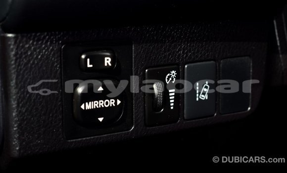 Buy Import Toyota HiAce Other Truck in Import - Dubai in Attapeu Province Buy Import Toyota HiAce Other Truck in Import - Dubai in Attapeu Province