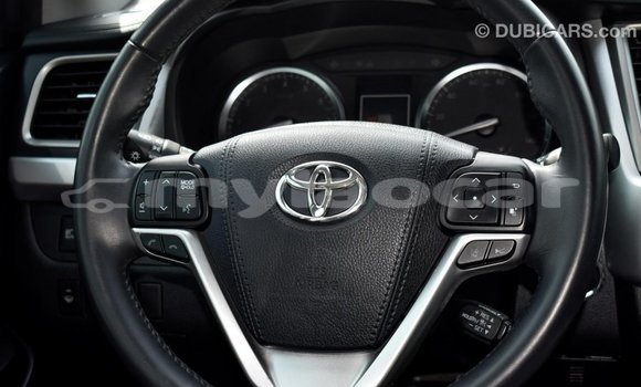 Buy Import Toyota Highlander Other Car in Import - Dubai in Attapeu Province Buy Import Toyota Highlander Other Car in Import - Dubai in Attapeu Province