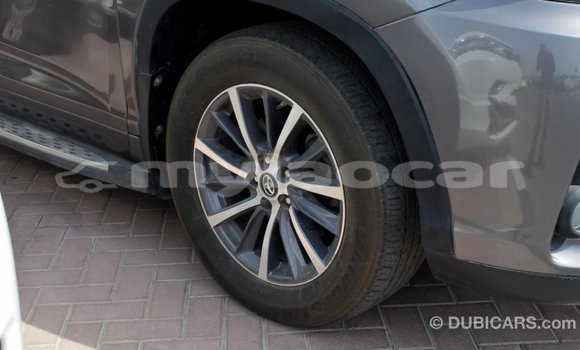 Buy Import Toyota Highlander Other Car in Import - Dubai in Attapeu Province Buy Import Toyota Highlander Other Car in Import - Dubai in Attapeu Province