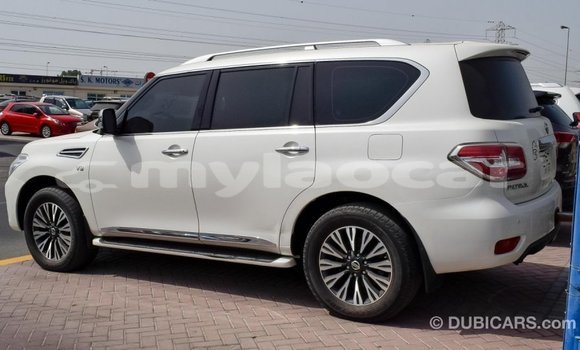 Buy Import Nissan Patrol White Car in Import - Dubai in Attapeu Province Buy Import Nissan Patrol White Car in Import - Dubai in Attapeu Province