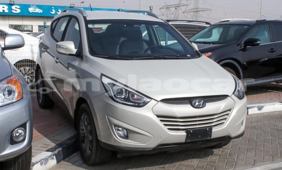 Buy Import Hyundai Tucson Beige Car in Import - Dubai in Attapeu Province Buy Import Hyundai Tucson Beige Car in Import - Dubai in Attapeu Province