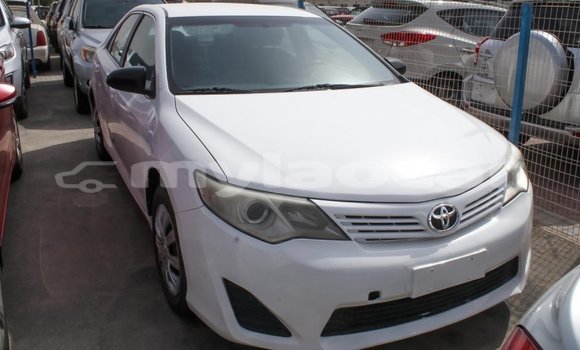 ຊື້ ການ ນຳ ເຂົ້າ Toyota Camry White ລົດ ໃນ Import - Dubai ໃນ Attapeu Province ຊື້ ການ ນຳ ເຂົ້າ Toyota Camry White ລົດ ໃນ Import - Dubai ໃນ Attapeu Province