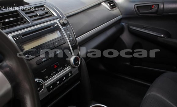 ຊື້ ການ ນຳ ເຂົ້າ Toyota Camry White ລົດ ໃນ Import - Dubai ໃນ Attapeu Province ຊື້ ການ ນຳ ເຂົ້າ Toyota Camry White ລົດ ໃນ Import - Dubai ໃນ Attapeu Province