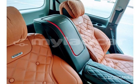 ຊື້ ການ ນຳ ເຂົ້າ Toyota Land Cruiser Black ລົດ ໃນ Import - Dubai ໃນ Attapeu Province ຊື້ ການ ນຳ ເຂົ້າ Toyota Land Cruiser Black ລົດ ໃນ Import - Dubai ໃນ Attapeu Province