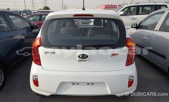 Acheter Import Voiture Kia Picanto Blanc à Import - Dubai, Attapeu Province Acheter Import Voiture Kia Picanto Blanc à Import - Dubai, Attapeu Province